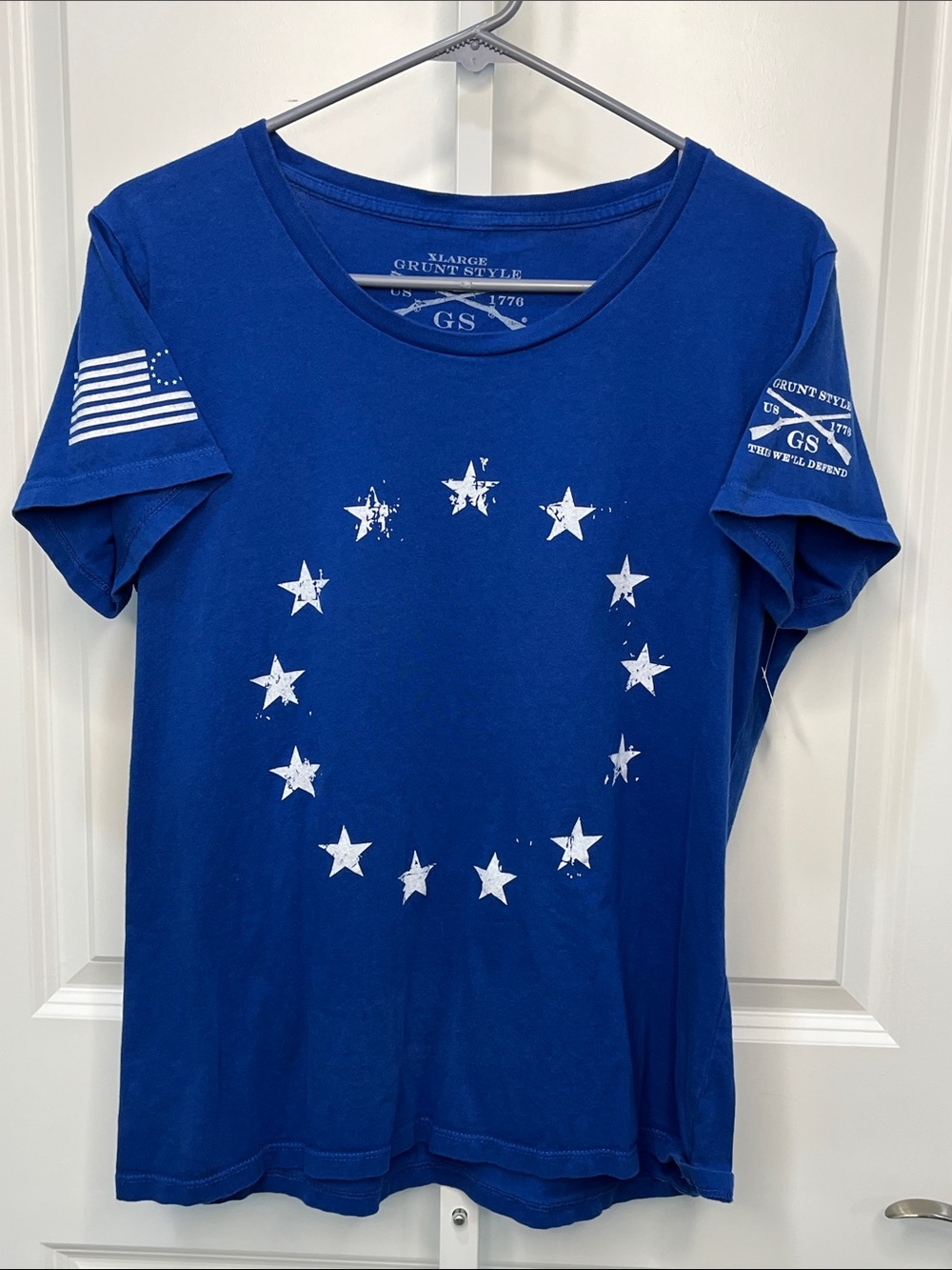 Grunt Style Women's Royal Blue Star Circle Graphic Tee XL